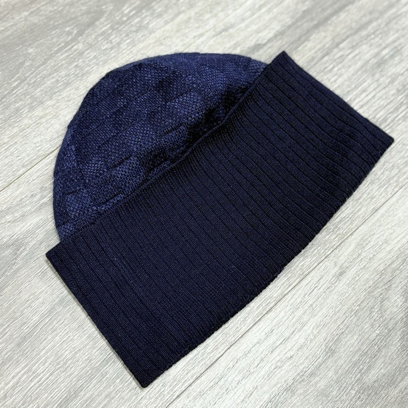 Louis Vuitton Louis Vuitton Wool Petit Damier Beanie ' Navy ' | GOOD COND! Size ONE SIZE - 7 Thumbnail