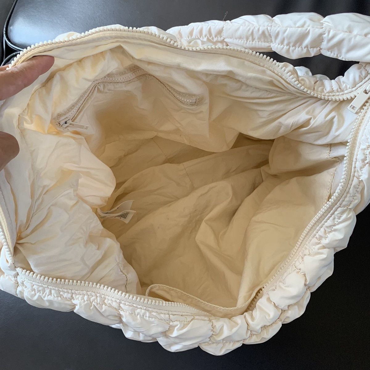 Cos COS Oversized Quilted Bag Size ONE SIZE - 6 Thumbnail