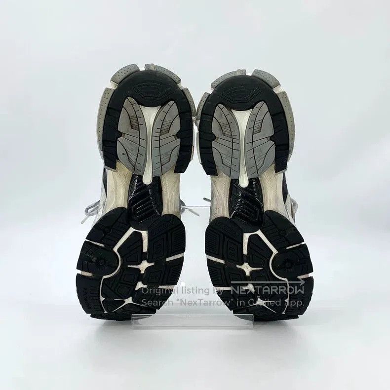 Balenciaga Balenciaga Runner Casual Sneakers in Gray. Size US 10 / EU 43 - 6 Thumbnail