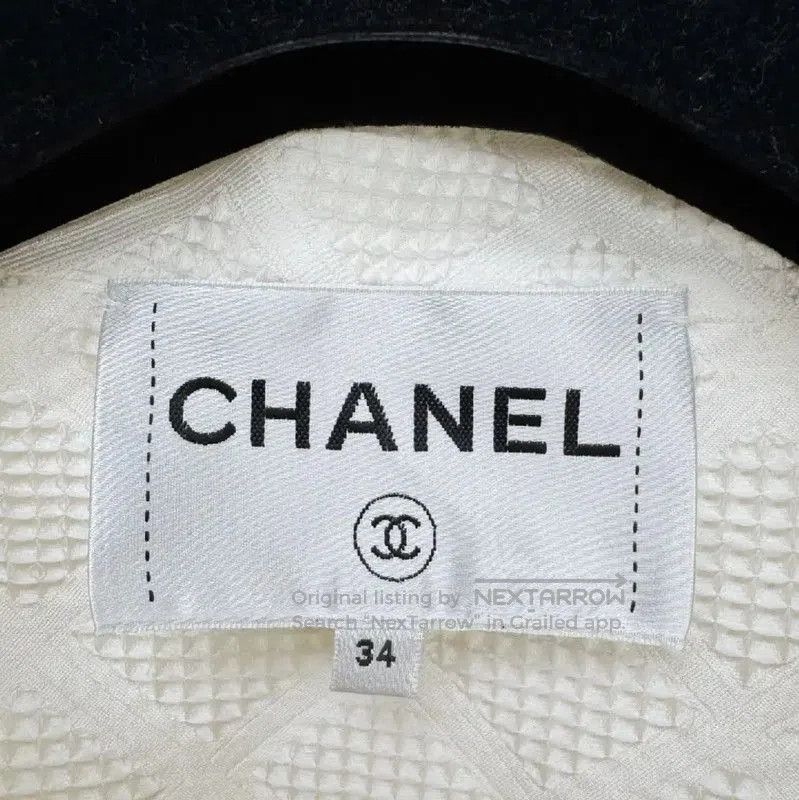 Chanel Chanel White Jacket S Size for Women . Size S / US 4 / IT 40 - 2 Thumbnail