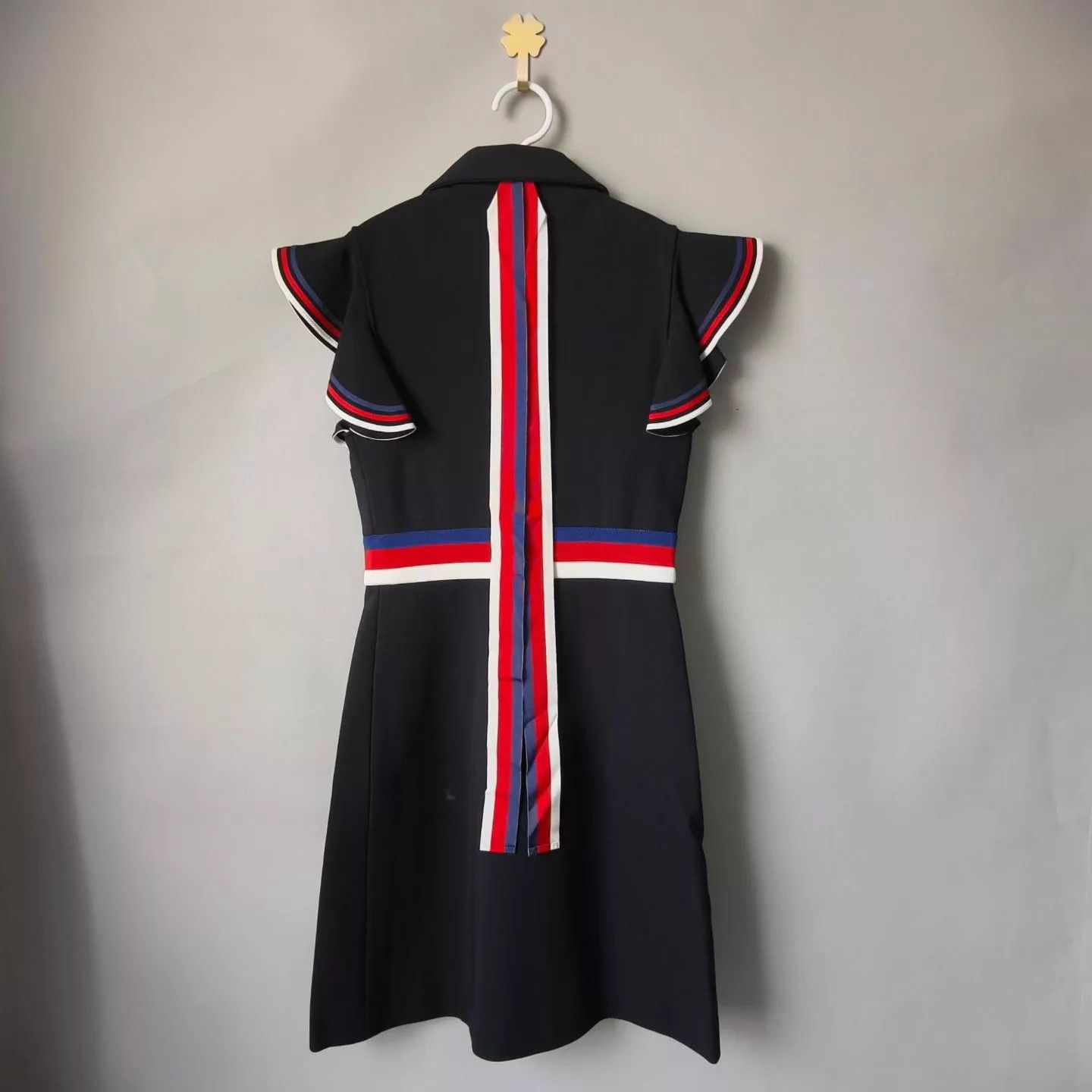 Gucci Gucci Black Ruffled Dress XS Size XS / US 0-2 / IT 36-38 - 2 Thumbnail