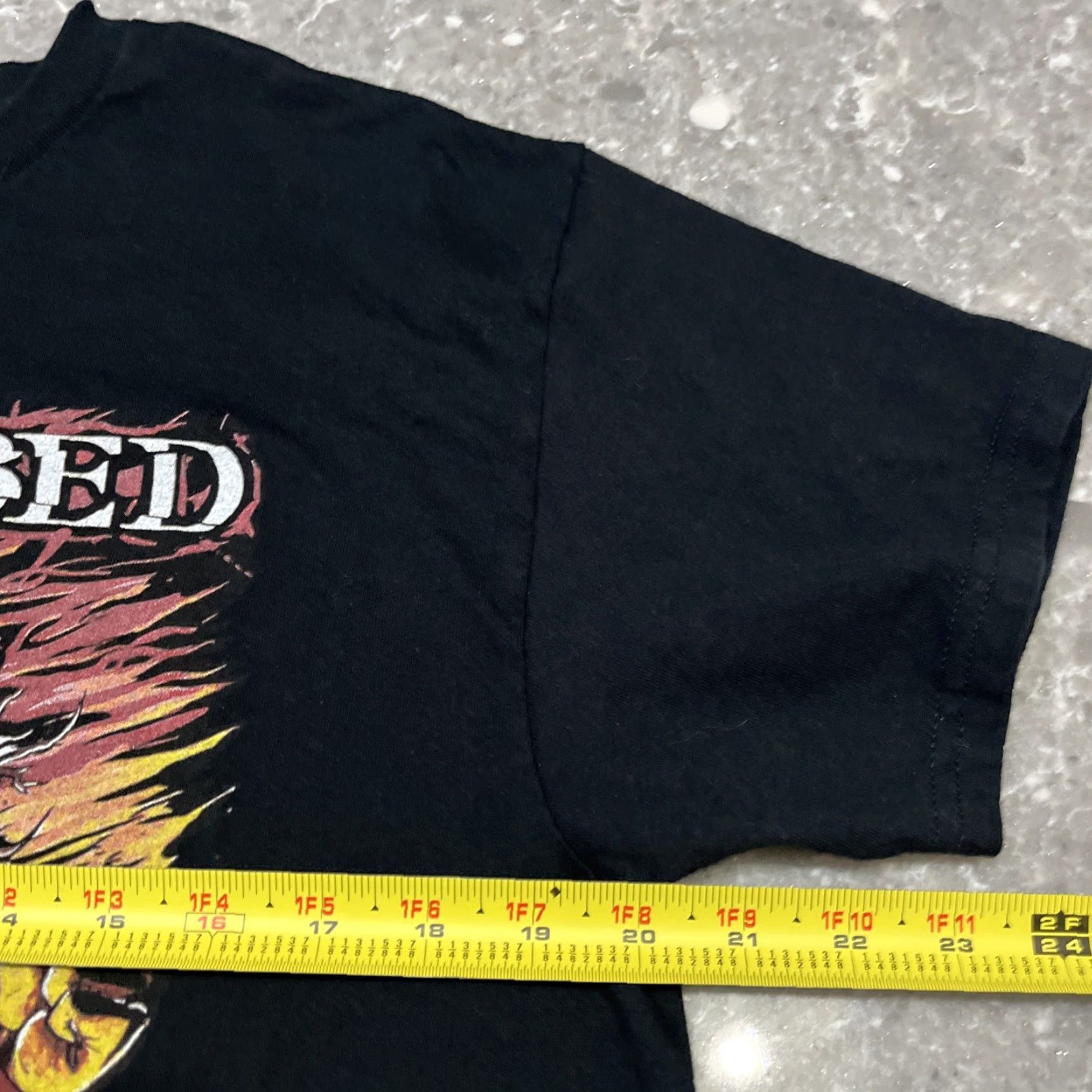 Vintage Disturbed The Sickness 25th Anniversary Tour Graphic Band T Shirt L Black Cotton Men Crew Neck Short Sleeve Heavyweight Tagless Regular Size US L / EU 52-54 / 3 - 4 Thumbnail