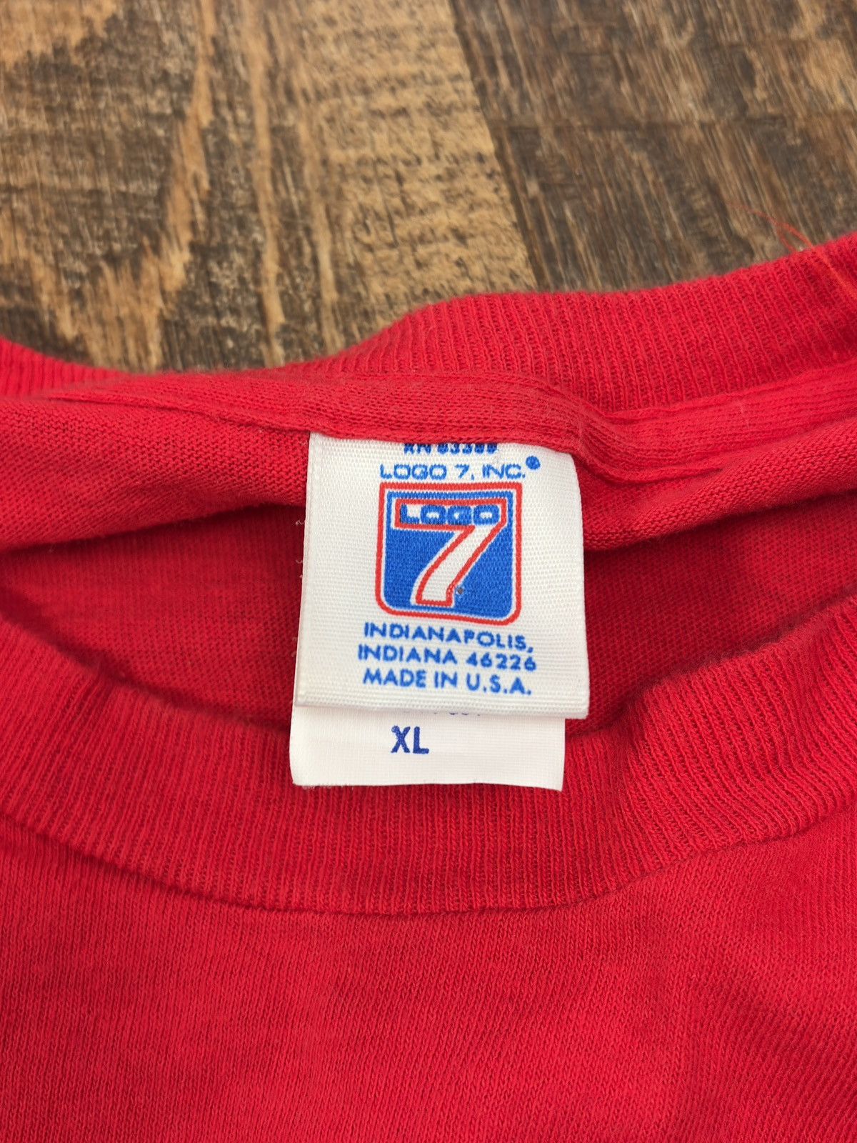 Vintage Vintage 1990 Detroit Pistons NBA Logo 7 Jersey Shirt Size US XL / EU 56 / 4 - 4 Thumbnail