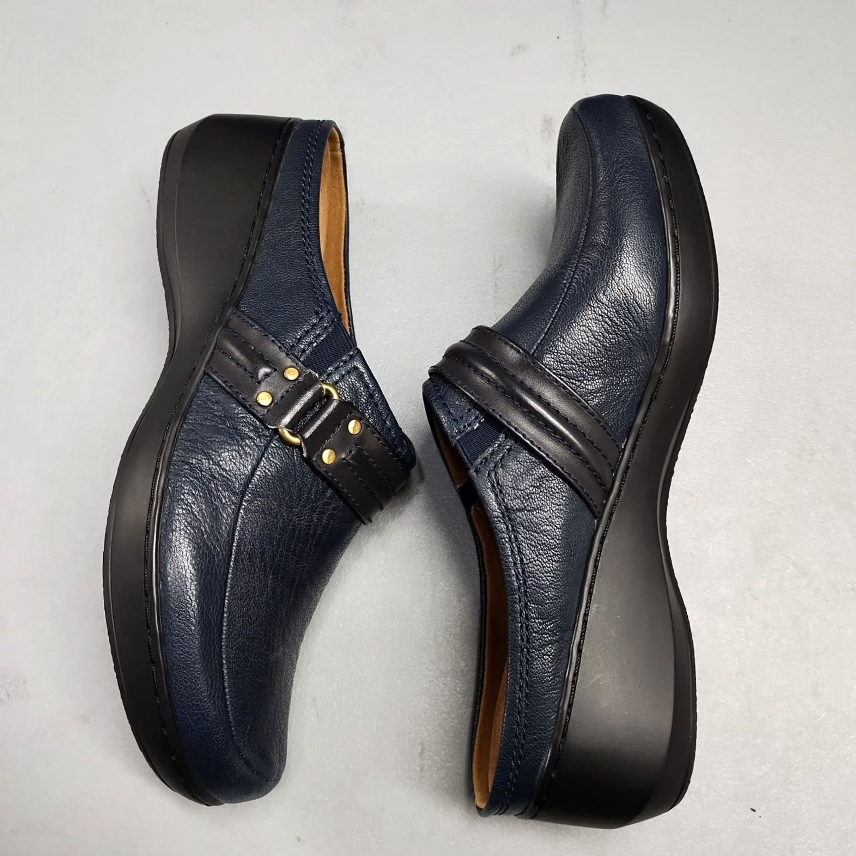 Vintage Easy Spirit Davet Wedge Clogs Womens Size 9M Blue Leather Slip On Comfortable Shoes Size US 9 / IT 39 - 3 Thumbnail