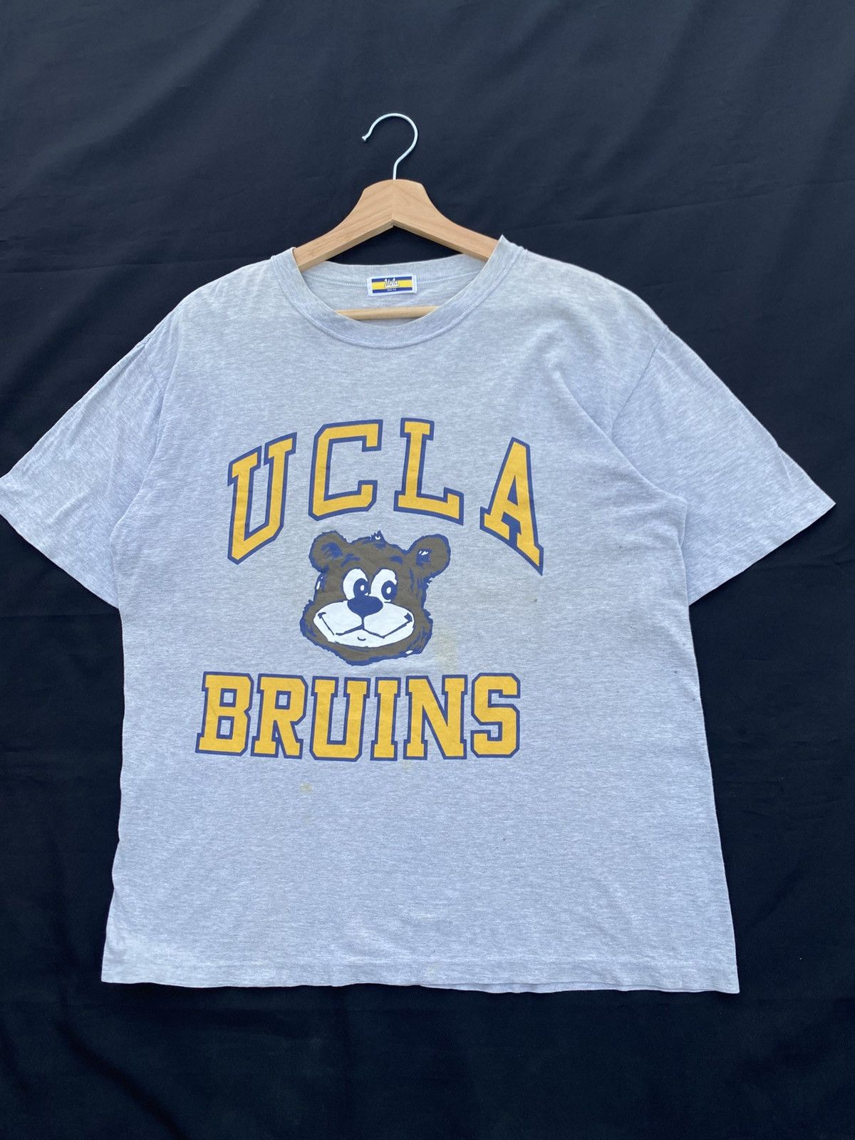 Vintage Rare Vintage UCLA Bruins Tshirt Size US L / EU 52-54 / 3 - 4 Thumbnail