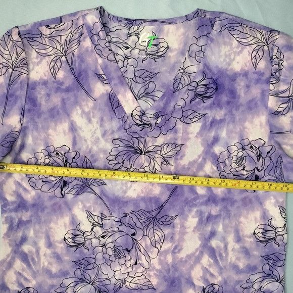 Other GT Performance Womens Medium Scrub Top Purple White Med Flor Size M / US 6-8 / IT 42-44 - 4 Thumbnail