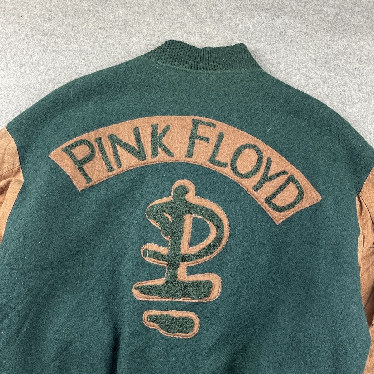 Band Tees × Vintage Vintage Pink Floyd Division Bell -1994 Brockum Size US M / EU 48-50 / 2 - 19 Thumbnail