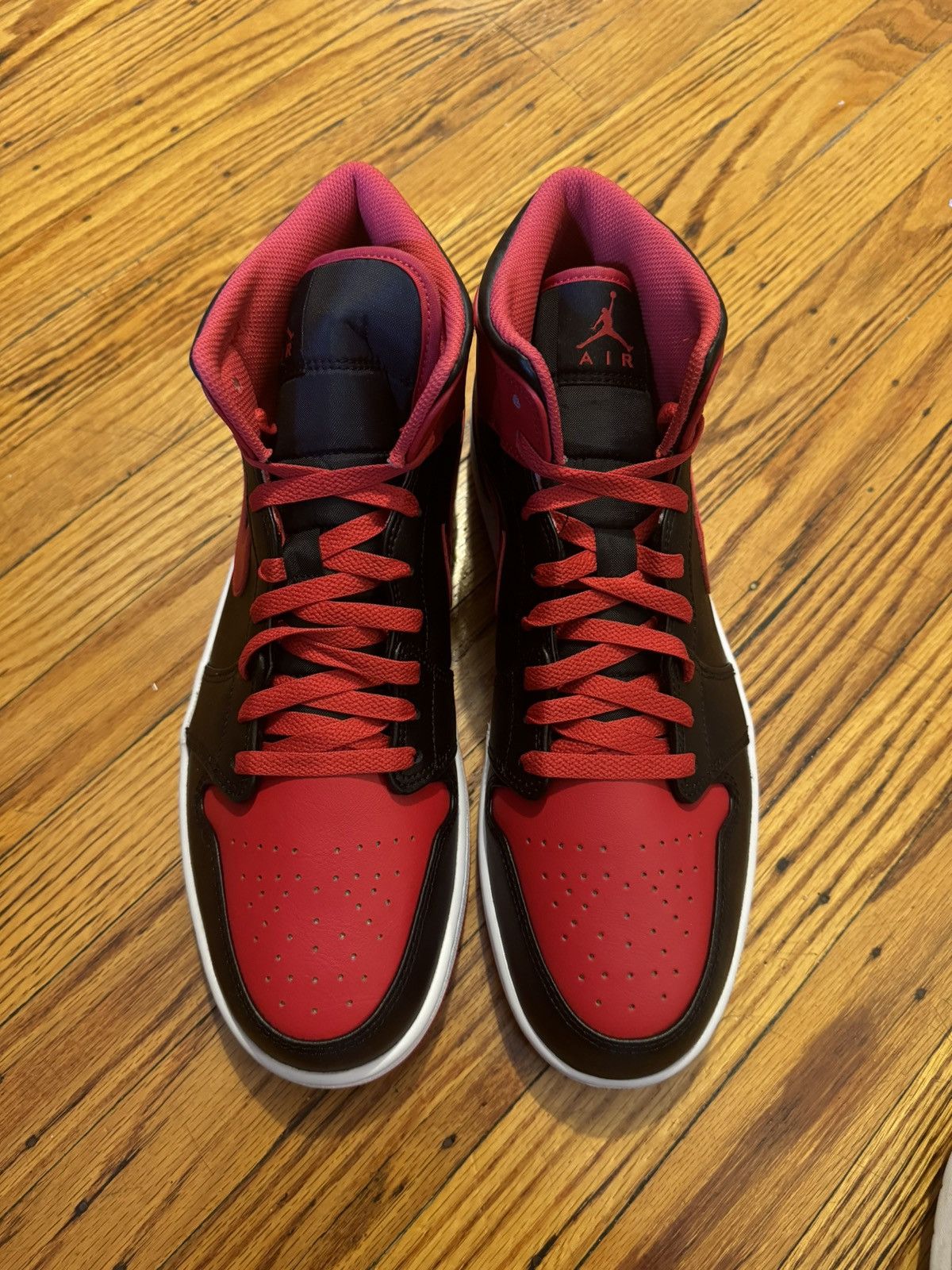 Jordan Brand Jordan 1 Mid Chicago Toe Size US 12 / EU 45 - 5 Thumbnail
