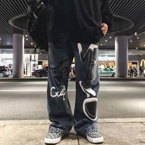 Japanese Brand Vintage Jeans Graffiti Wide Leg Baggy Straight Pants Size US 32 / EU 48 - 1 Thumbnail