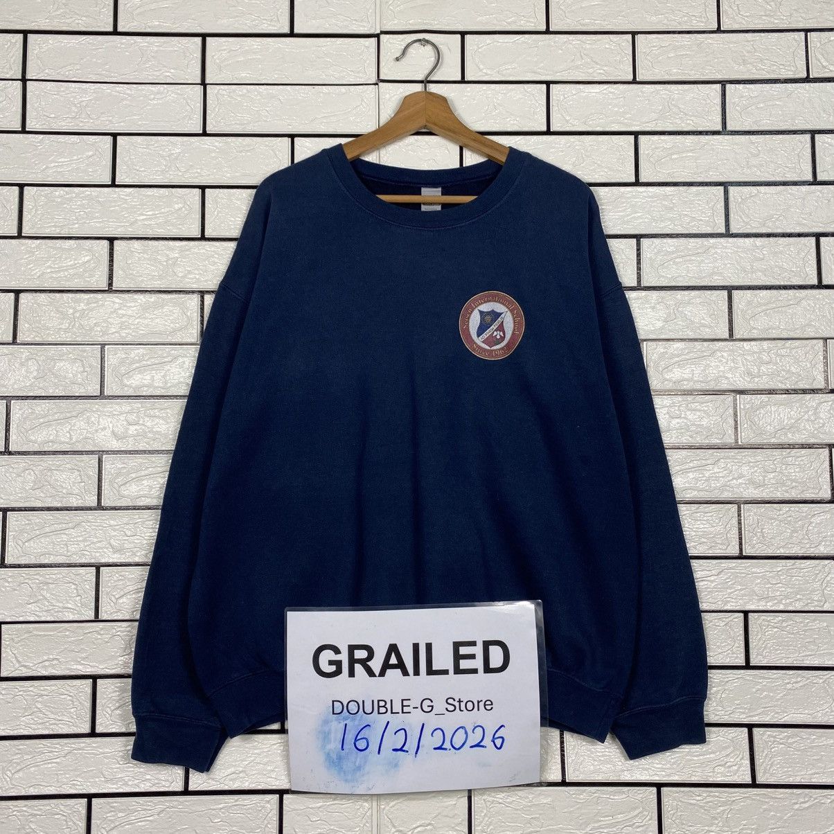 Japanese Brand Vintage Sweatshirt Scisen International School Since 1962 Size US L / EU 52-54 / 3 - 1 Thumbnail