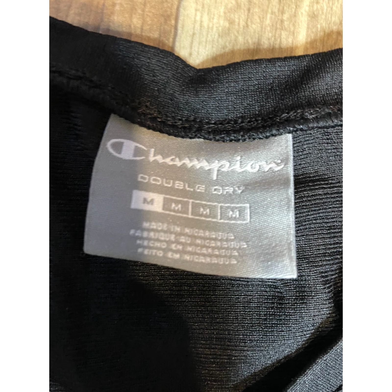 Champion Champion Shirt Womens Medium M Black Short Sleeve Double Dry V Neck Cropped T-Shirt Womens M Black V-Neck Short Sleeve Pullover Athletic Regular Fit Size M / US 6-8 / IT 42-44 - 2 Thumbnail