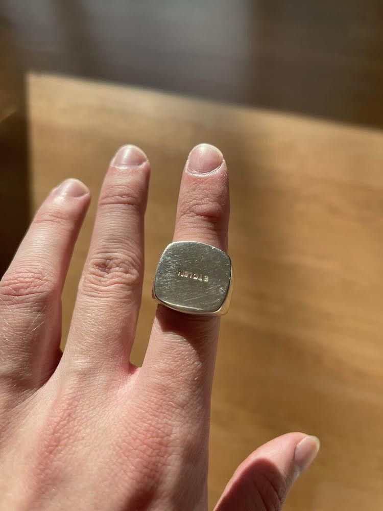 Stolen Girlfriends Club Stolen Girlfriends Club Silver Stamp Sovereign Ring Size ONE SIZE - 8 Thumbnail