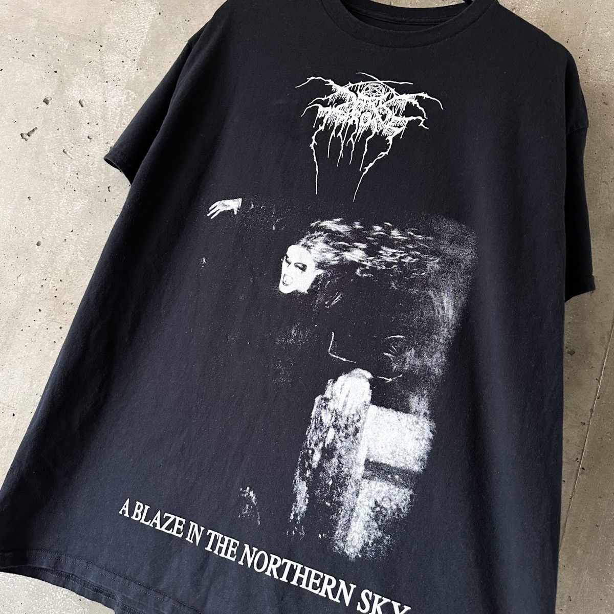Band Tees Vintage DARKTHRONE “Blaze In The Northern Sky” T-Shirt Size US XL / EU 56 / 4 - 2 Thumbnail
