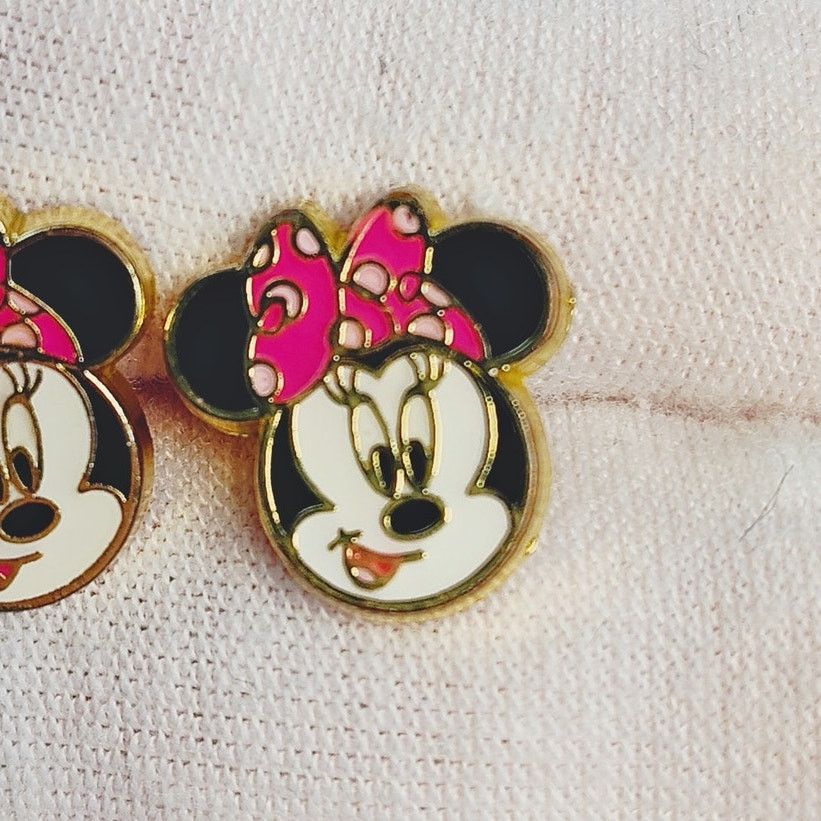 Disney Disney Minnie Mouse Enamel Stud Earrings Pink Bow Gold-Toned Size ONE SIZE - 4 Thumbnail
