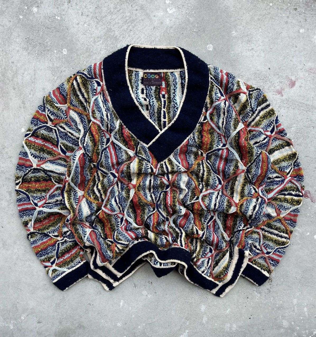Coogi RARE VINTAGE COOGI 3D MULTICOLOURED CABLE KNIT Size US L / EU 52-54 / 3 - 1 Thumbnail