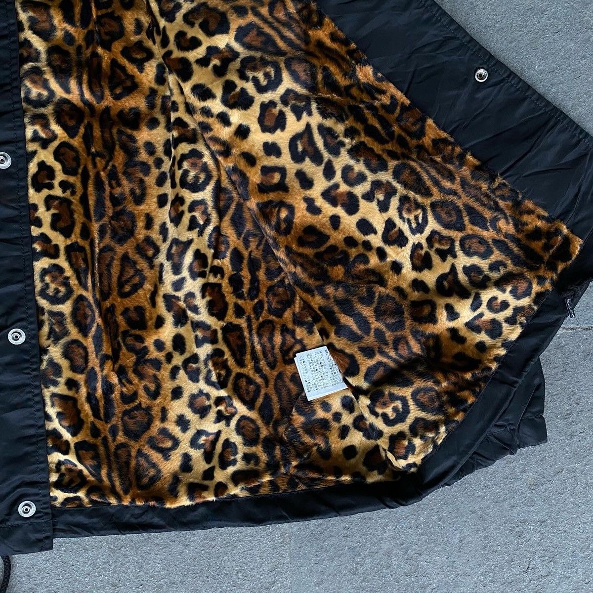 Japanese Brand × Vintage Xgirl Leopard Fur Lined Coach Jacket Size US L / EU 52-54 / 3 - 5 Thumbnail