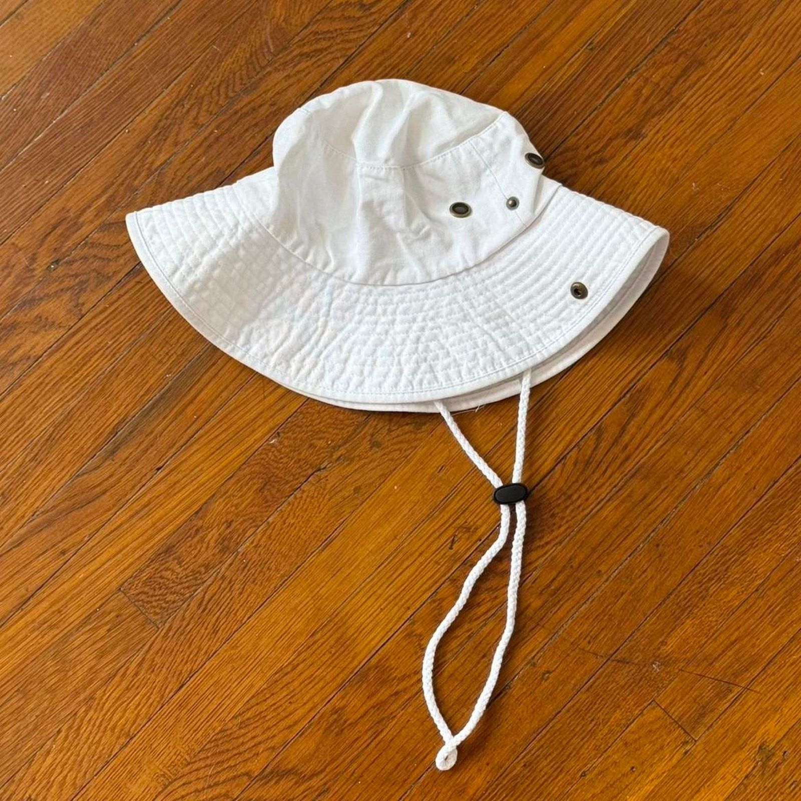 Other ✿ white safari bucket hat ✿ Size ONE SIZE - 1 Thumbnail