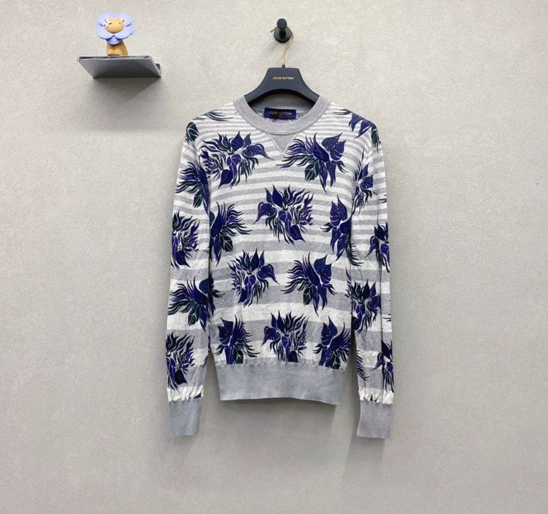 Louis Vuitton LV Gray Striped Knit Sweater S - dmc Size US S / EU 44-46 / 1 - 1 Thumbnail