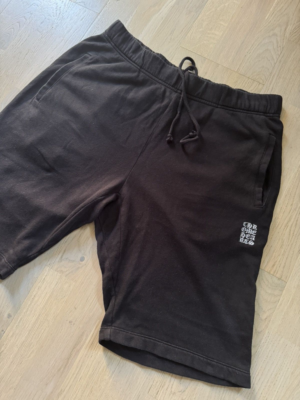Chrome Hearts CHROME HEART shorts study real TAPE MEASUREMENTS IN PHOTOS Size US 32 / EU 48 - 1 Thumbnail