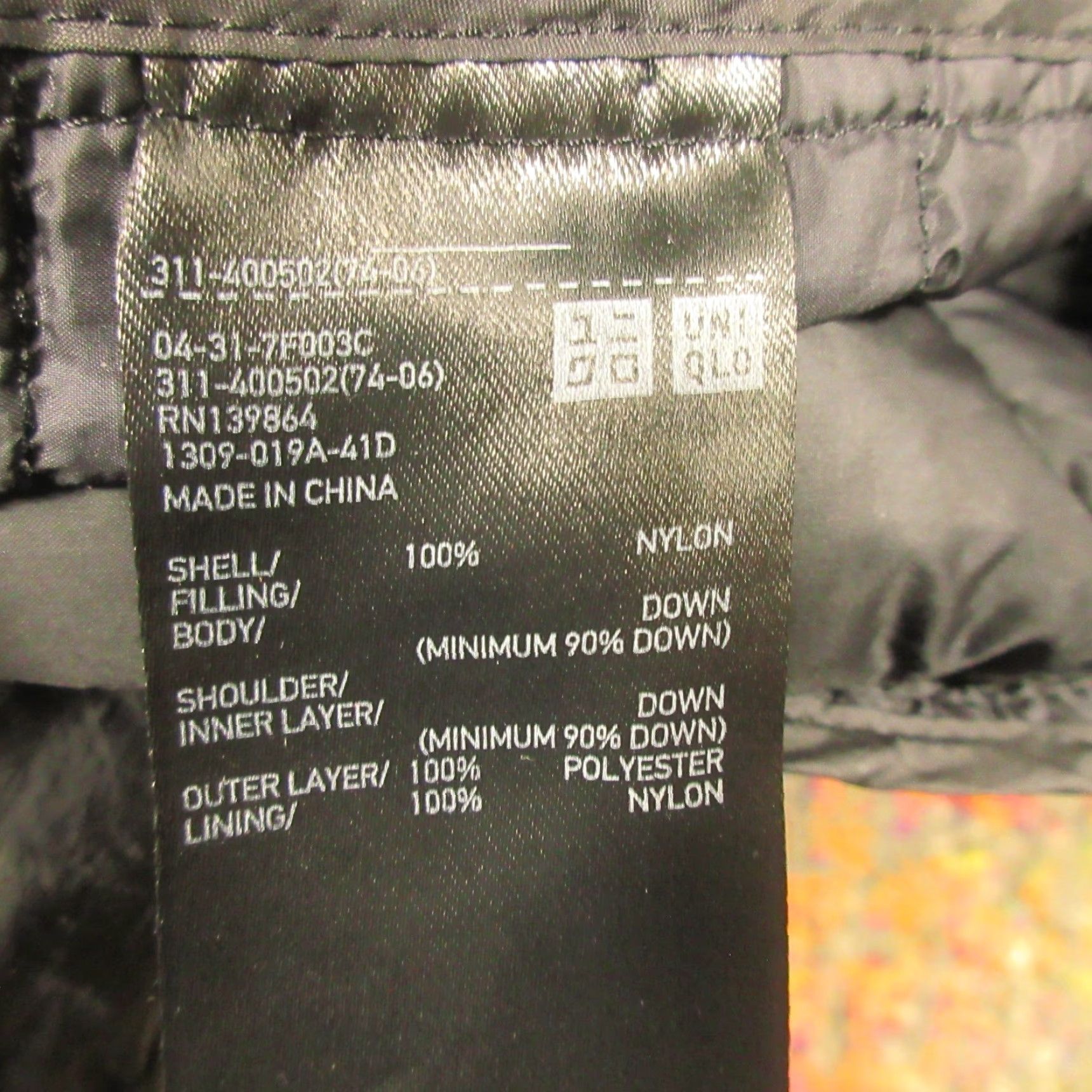 Uniqlo Uniqlo Down Puffer Vest Women Small Solid Black Lightweight Packable Zip Pockets Size S / US 4 / IT 40 - 7 Thumbnail