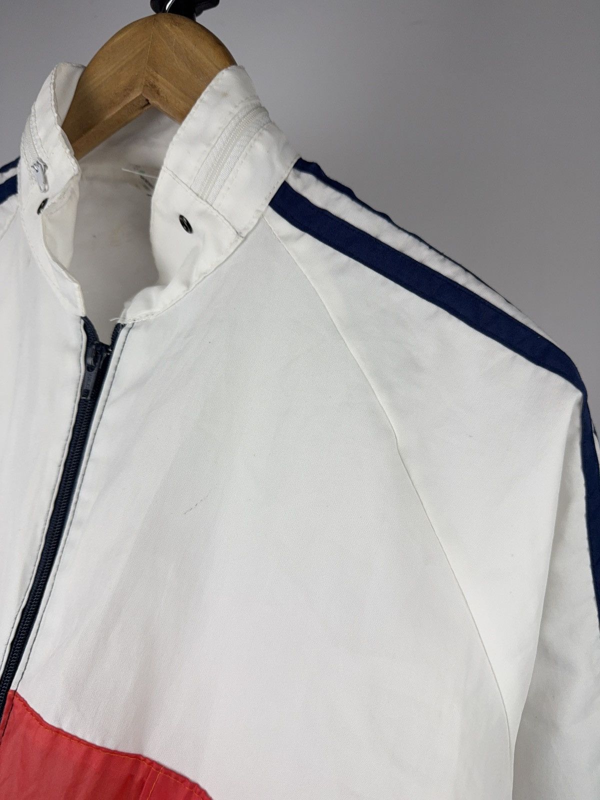 Adidas 80s retro Vintage Adidas Trefoil Track Jacket Red White Blue Size US L / EU 52-54 / 3 - 6 Thumbnail