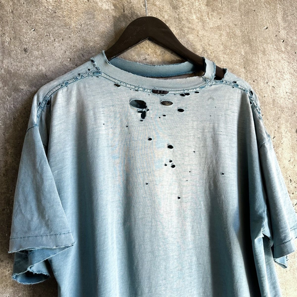 Vintage 90s THRASHED Gradient Sun Fade Wolf Wolves Nature T-Shirt Size US XL / EU 56 / 4 - 5 Thumbnail