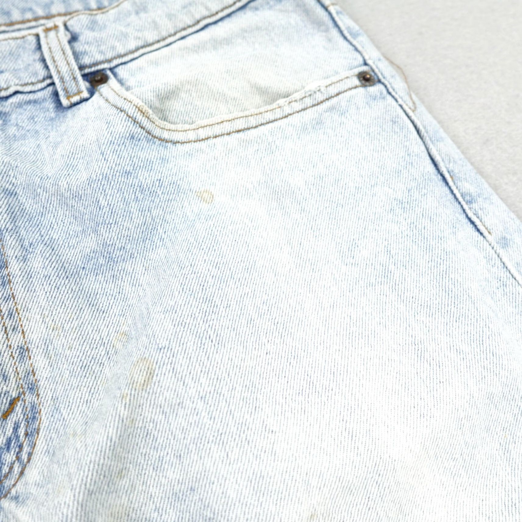 Levi's VINTAGE Levi's Jeans Mens 36x34 Blue Denim 505 Light Distressed 80s Straight USA Size US 36 / EU 52 - 6 Thumbnail