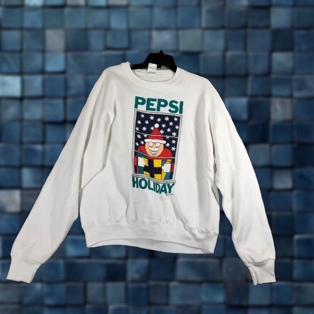 Vintage Vintage Pepsi Sweatshirt Mens Large Crewneck Holiday Promo Christmas USA 90s Size US L / EU 52-54 / 3 - 1 Thumbnail