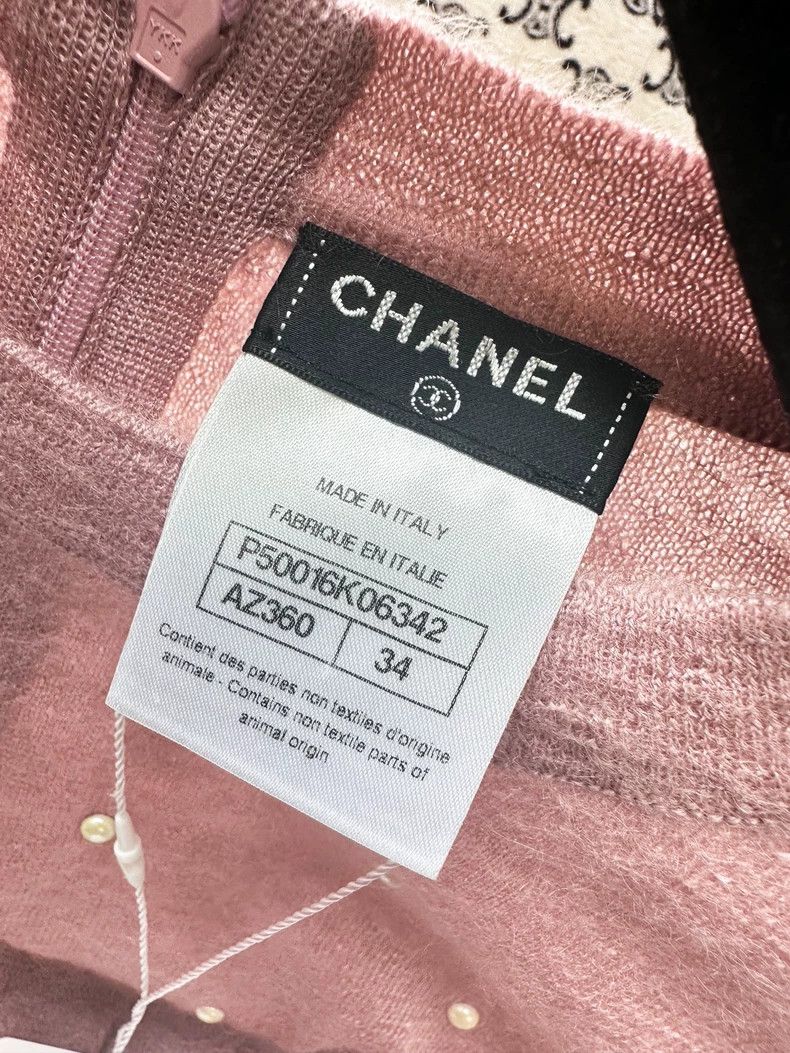 Chanel Chanel Pink pearl knitted pleated long-sleeved dress Size XXS / US 00 / IT 34 - 5 Thumbnail