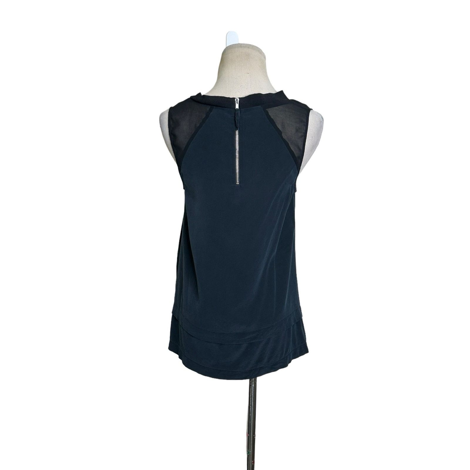Madewell Madewell black silk sleeveless blouse size small Size S / US 4 / IT 40 - 6 Thumbnail