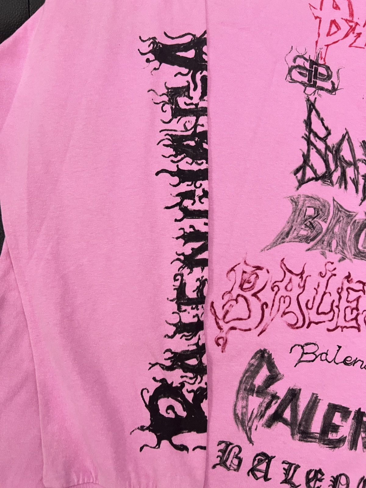 Balenciaga Balenciaga SS24 Lunar New Year Sanskrit Graffiti Long Sleeve Size US XL / EU 56 / 4 - 14 Thumbnail