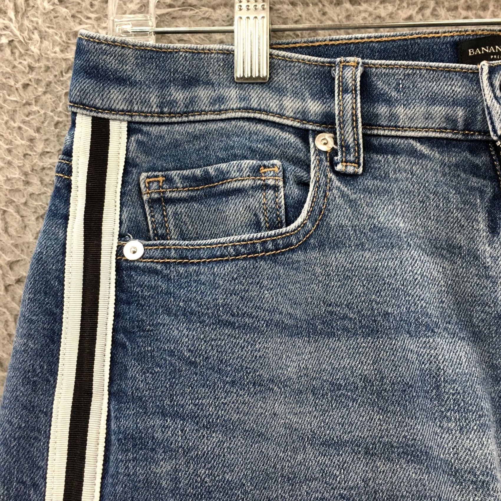 Banana Republic Banana Republic Jeans Womens 28L Blue Denim Straight Mid Rise Zip Jeans 32x30 Classic Modern Mens Womens Boys Girls Size 28" / US 6 / IT 42 - 4 Thumbnail