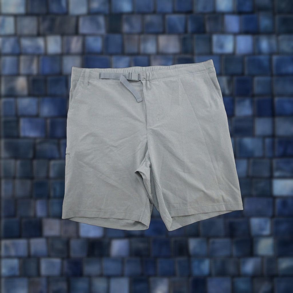 Adidas Adidas Shorts Mens Shirt? Wait, not allowed. Sorry. Size US 33 - 1 Thumbnail
