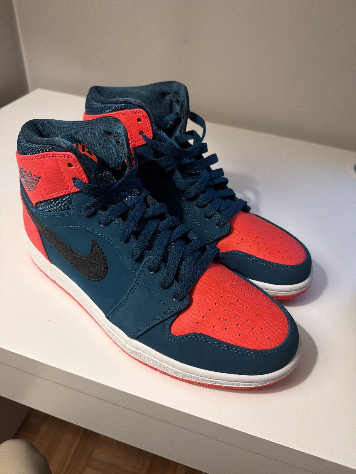 Nike AIR JORDAN 1 RETRO RUSSELL WESTBROOK SZ 8 Size US 8 / EU 41 - 1 Thumbnail