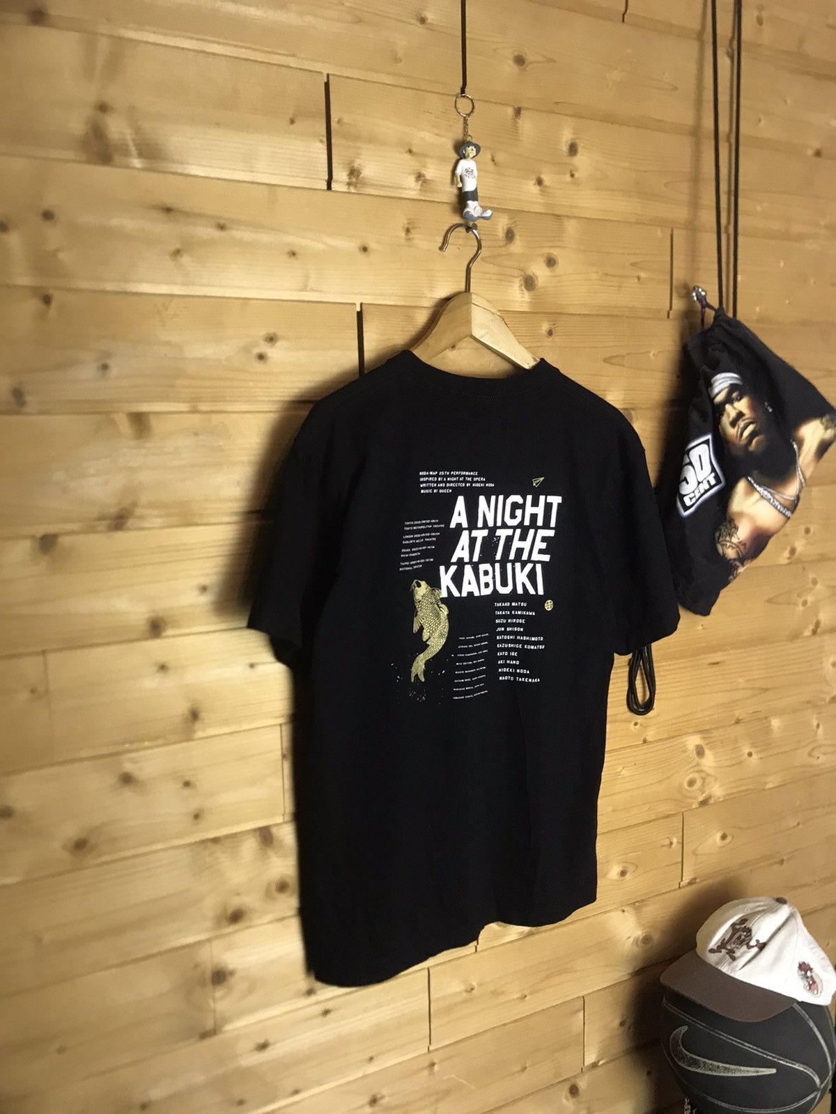 Vintage Rare United Athle a night at the kabuki Japanese t-shirt Size US L / EU 52-54 / 3 - 1 Thumbnail