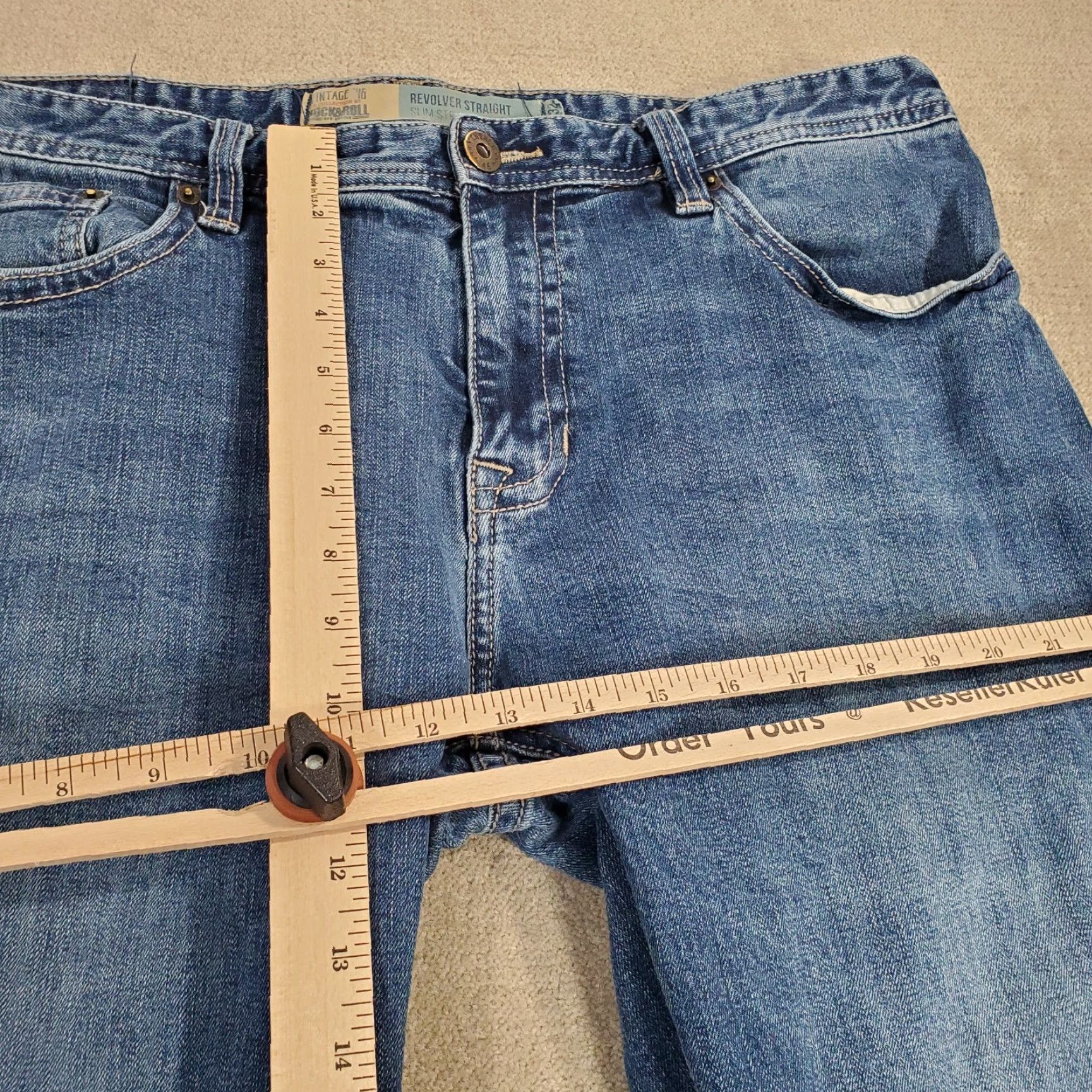 Vintage Rock & Roll Cowboy Jeans Vintage 46 Mens 38x32 Revolver Slim Straight Leg Rodeo Denim Blue Cotton Logo Pockets Size US 38 / EU 54 - 4 Thumbnail