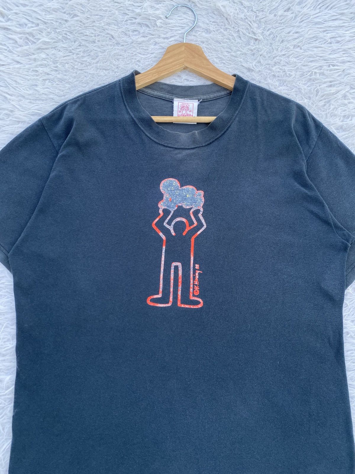 Keith Haring Rare Vintage 90s Keith Haring Pop Art Graphic Tshirt Size US M / EU 48-50 / 2 - 5 Thumbnail