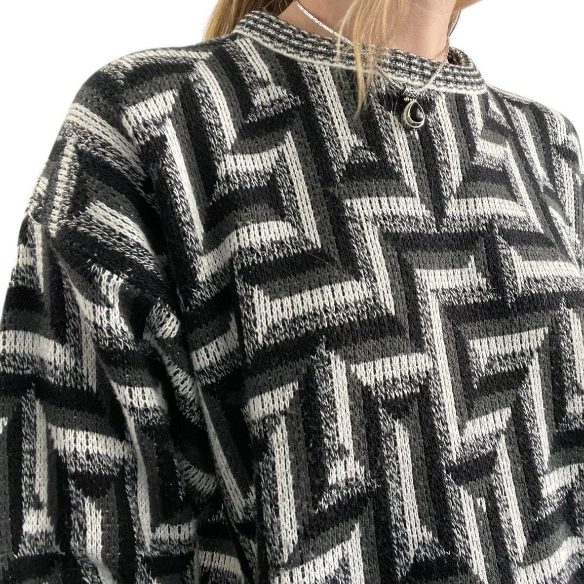 Area AREA Vintage Black & Grey Geometric Knit Crewneck Sweater Size M / US 6-8 / IT 42-44 - 5 Thumbnail