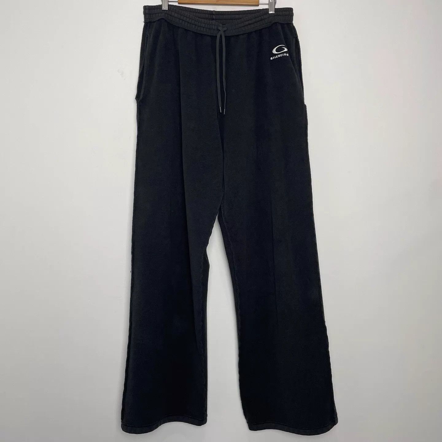 Balenciaga Balenciaga Embro Logo Wide-Leg Knit SP Men's Black L Size US 34 / EU 50 - 1 Thumbnail