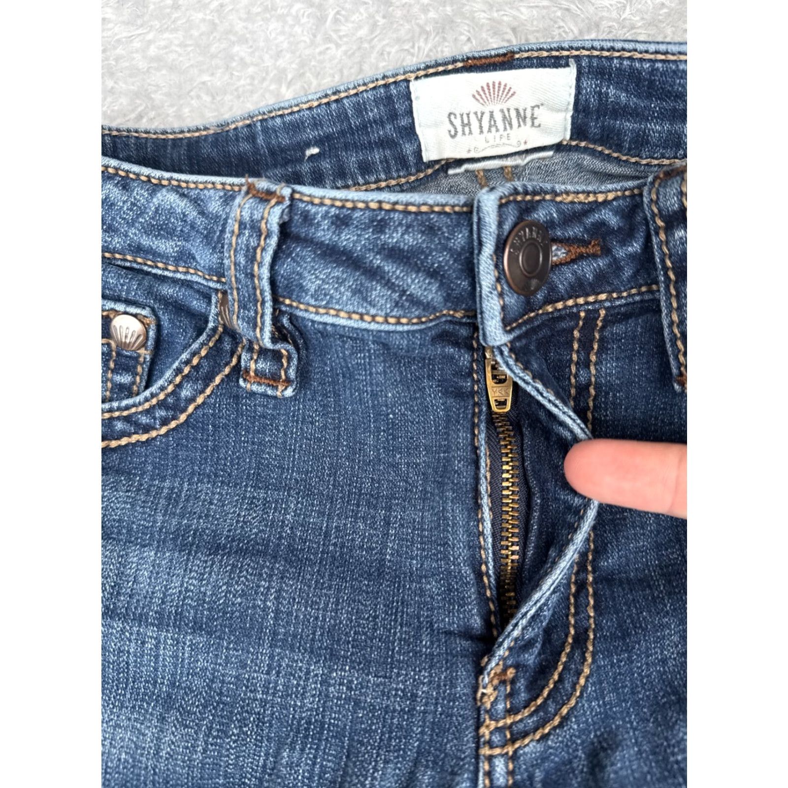 Shyanne Jeans Womens Bootcut 27 Blue Denim Embroidered Embellished Mid 27x31 Jeans Womens