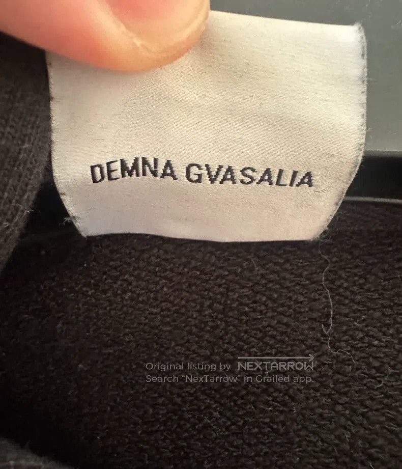 Vetements VETEMENTS Ghost Face Sweatshirt Size US S / EU 44-46 / 1 - 6 Thumbnail