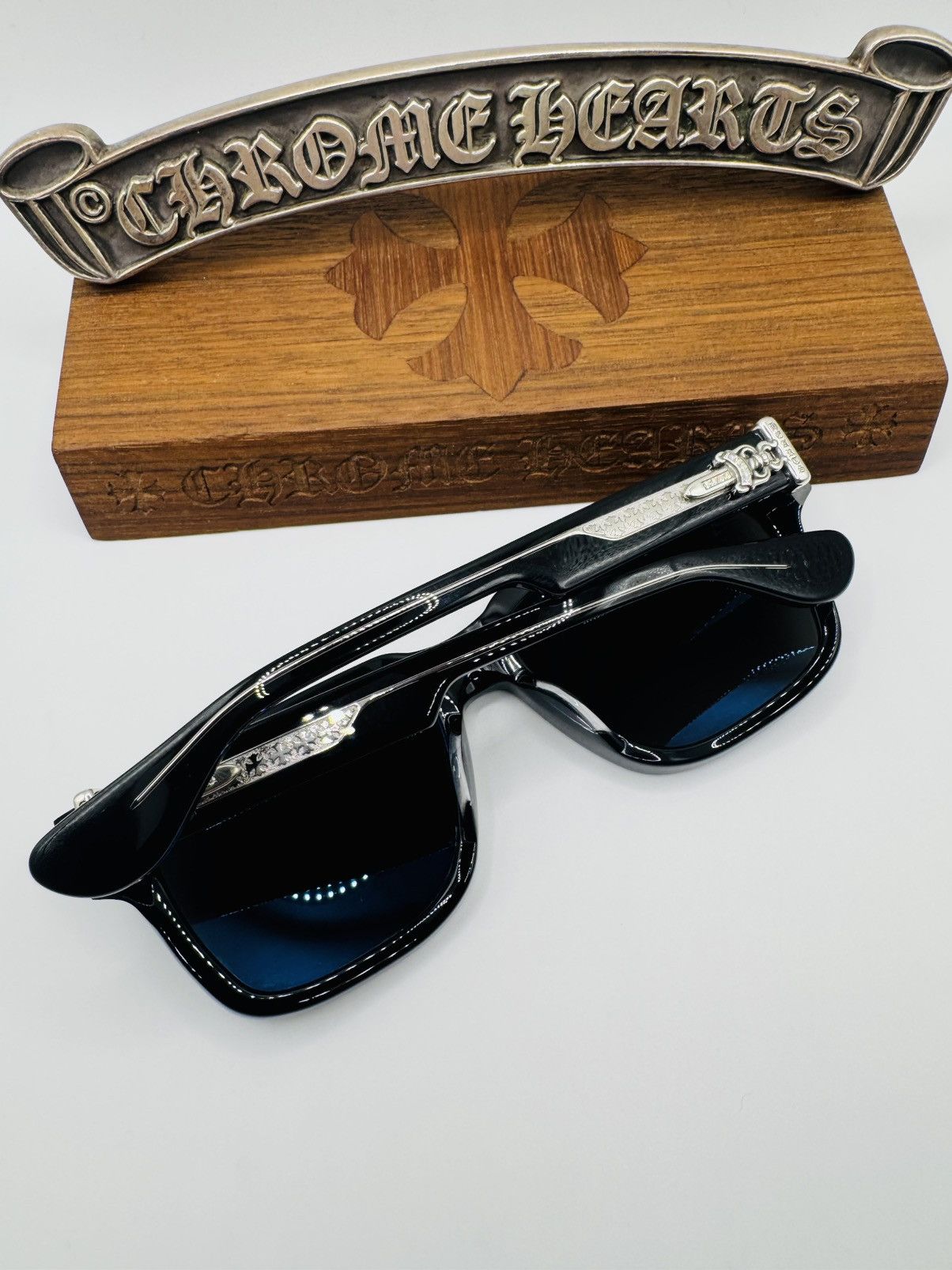 Chrome Hearts Chrome Hearts Diamond Box Officer Sunglasses. Size ONE SIZE - 3 Thumbnail