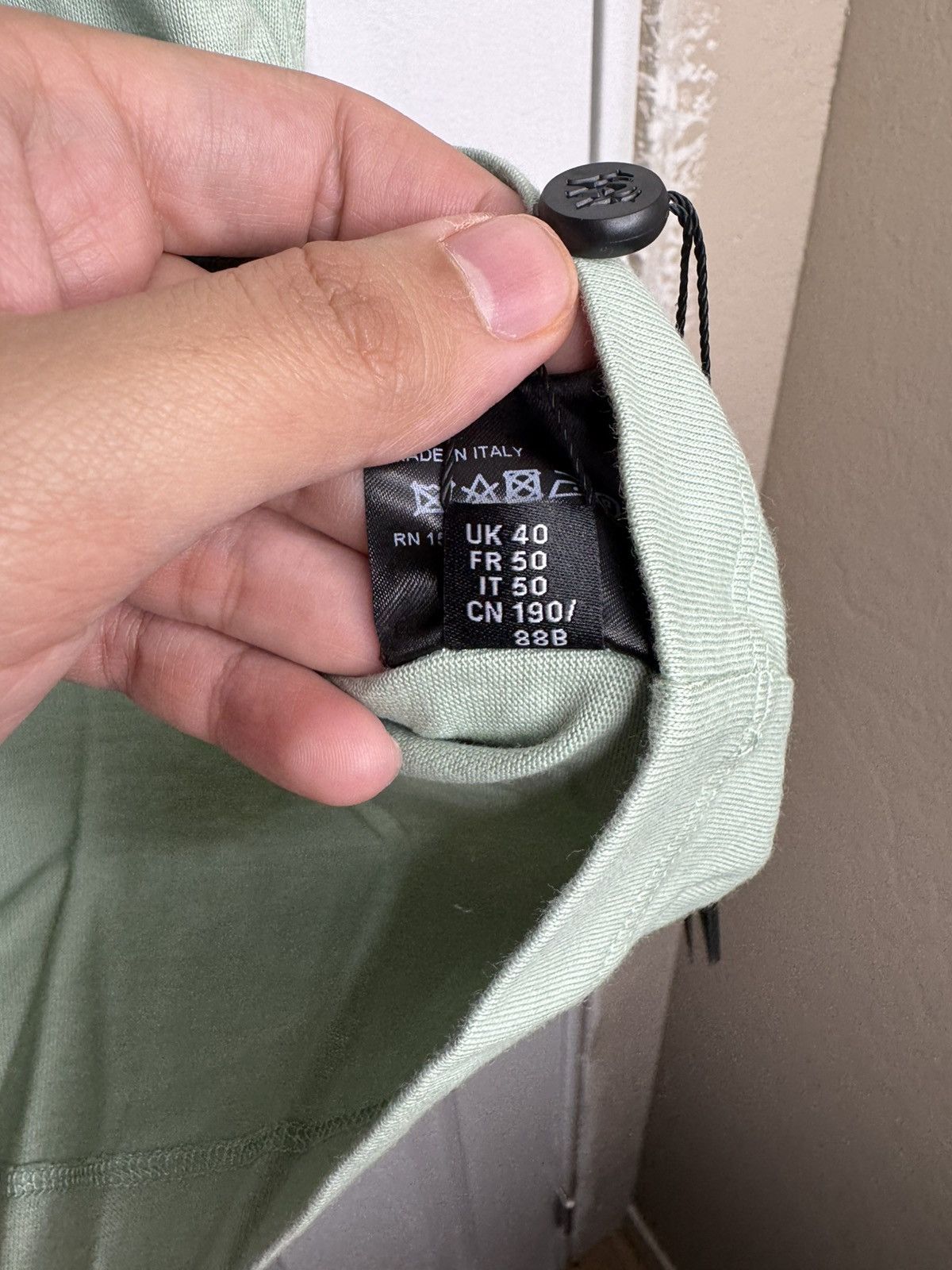 Amiri Amiri staggered logo tee green Size US L / EU 52-54 / 3 - 7 Thumbnail