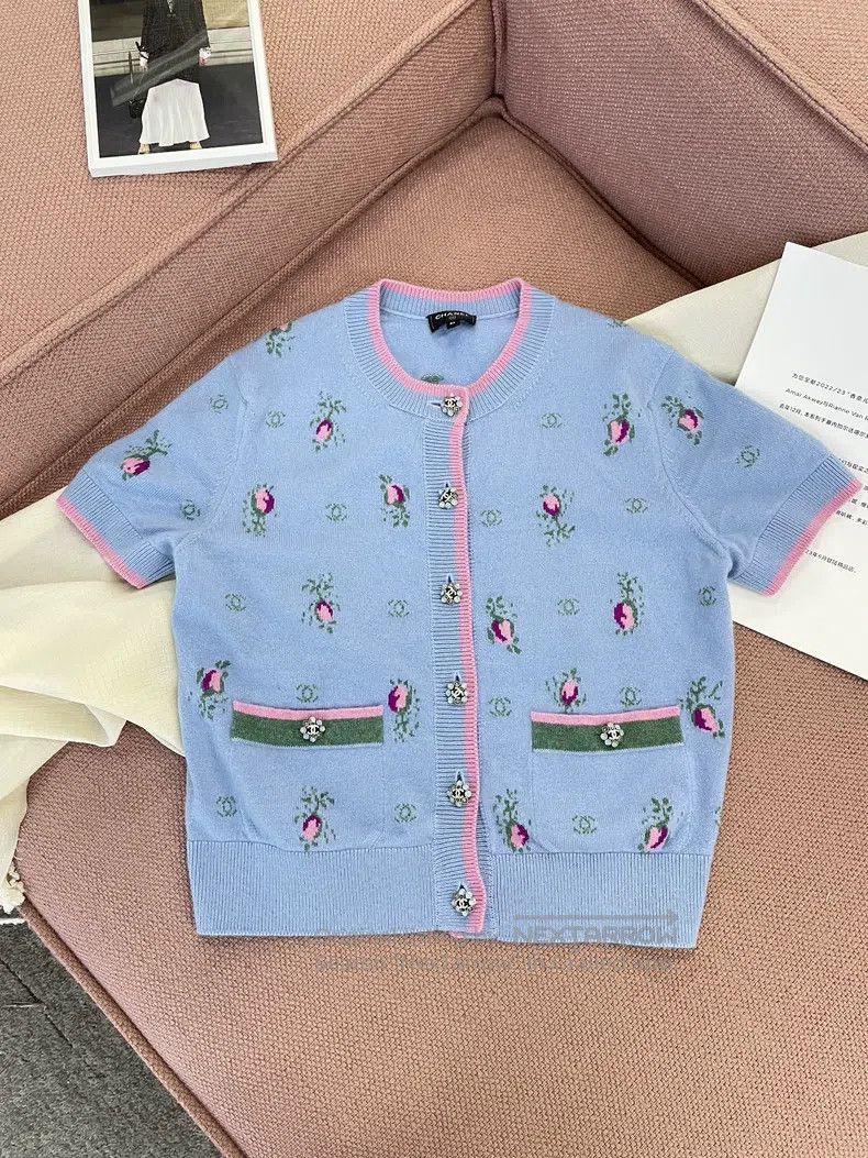 Chanel Chanel Blue floral double C rhinestone buckle short-sleeve Size XXS / US 00 / IT 34 - 1 Thumbnail