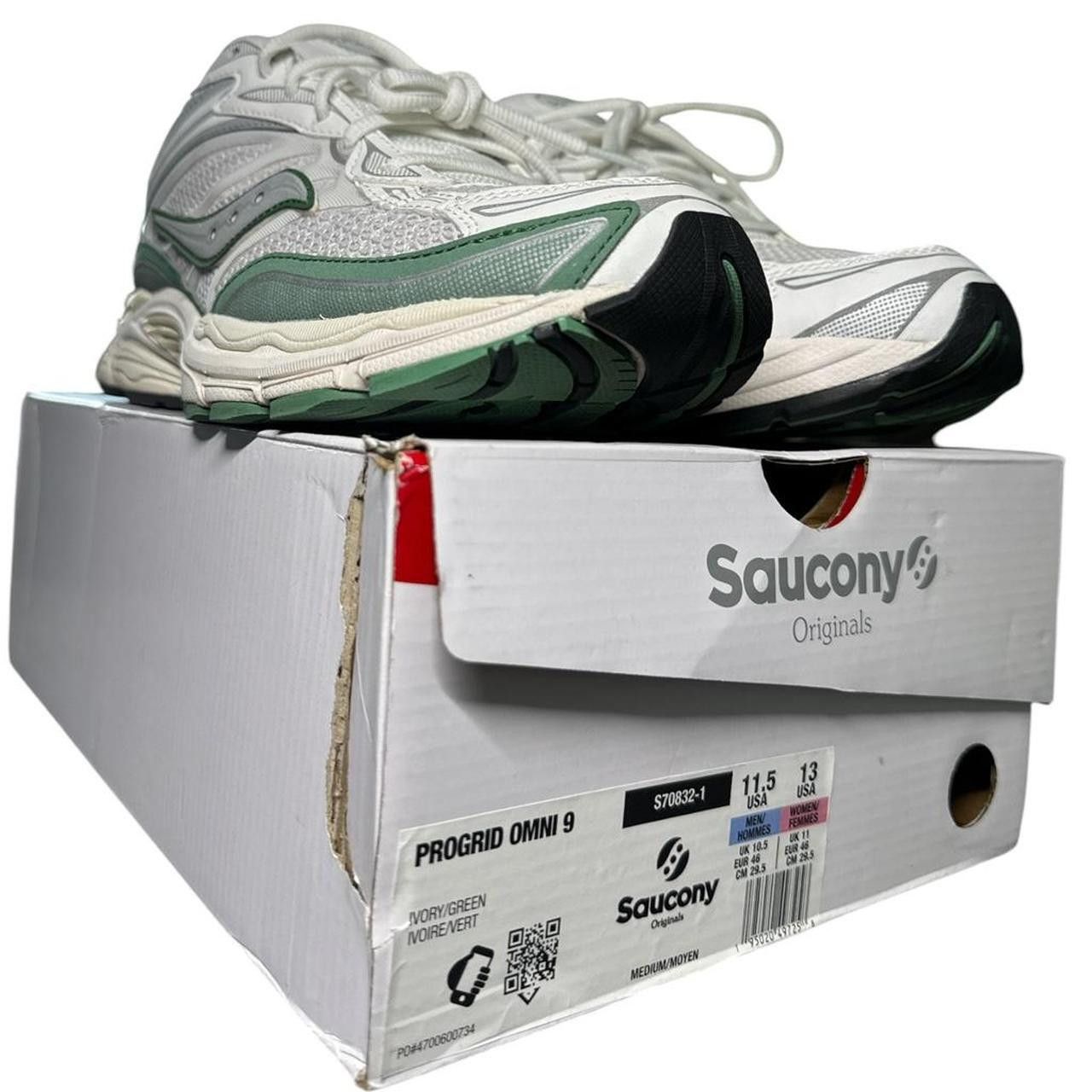 Saucony Progrid Omni 9 Ivory Green S70832-1 Men’s Size 11.5 in White, Men's