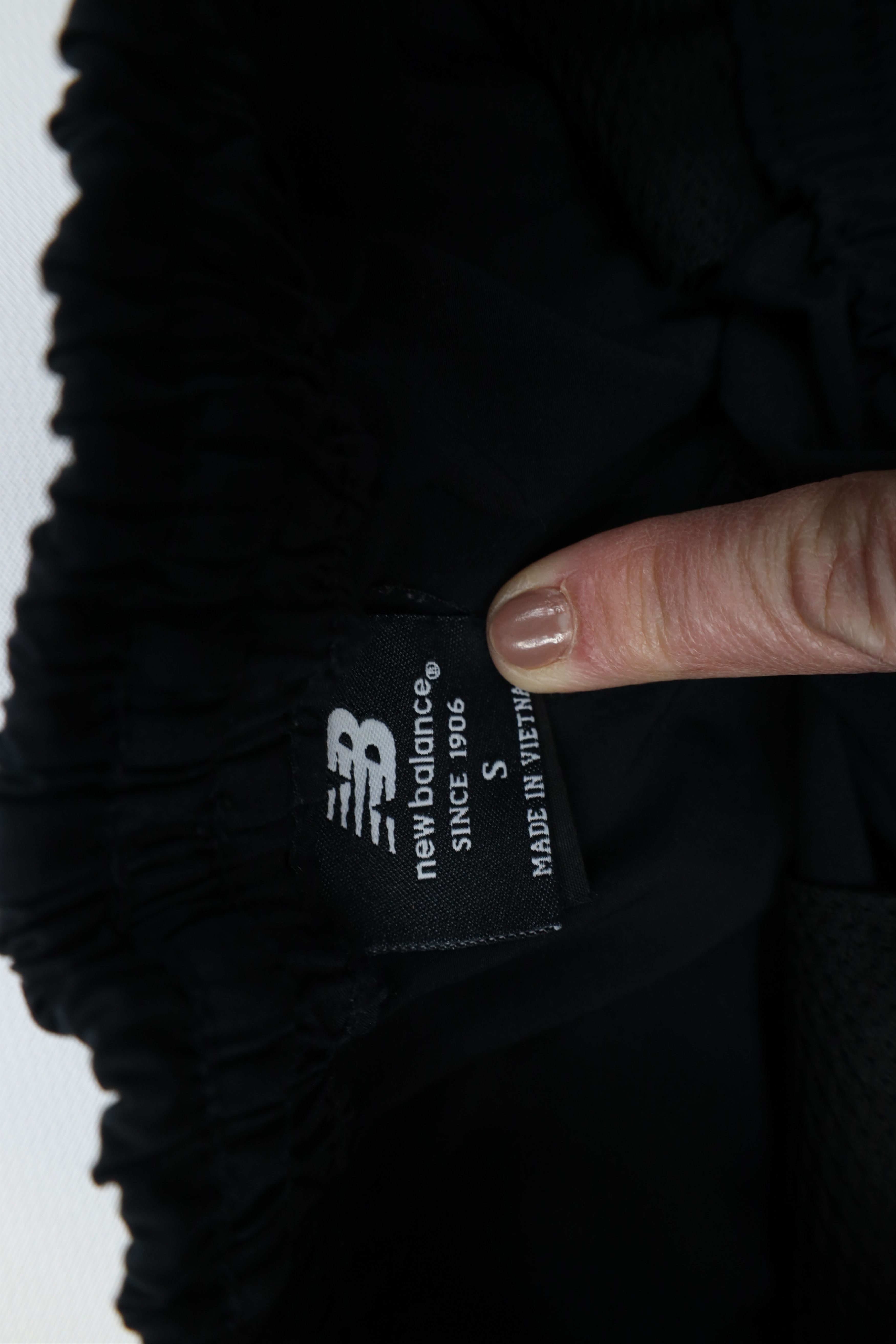 New Balance Vintage Y2K New Balance Cuffed Joggers Jogger Pants Black Size US 32 / EU 48 - 11 Thumbnail