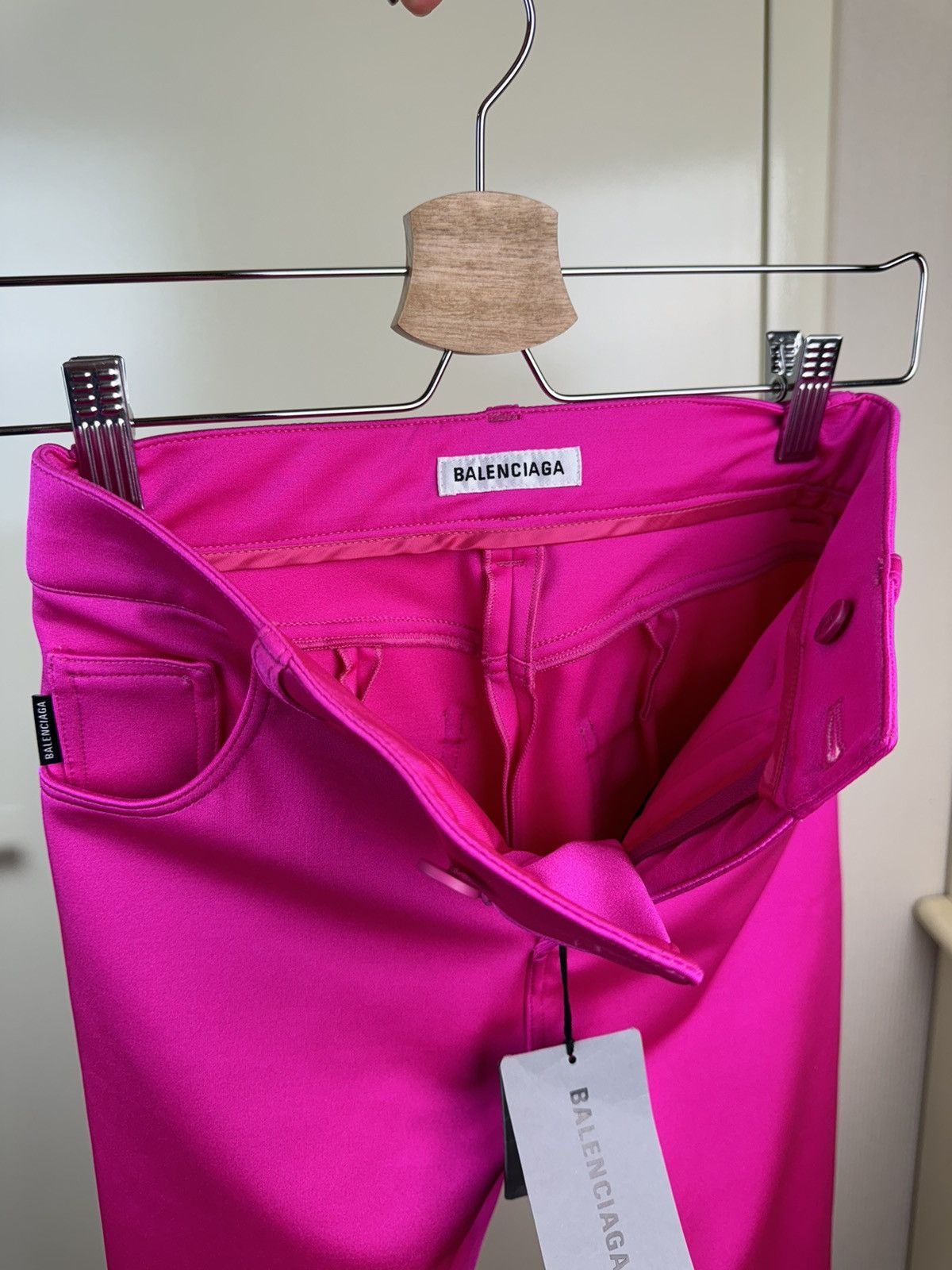 Balenciaga Balenciaga hot pink neon leggings slim trousers spandex XS Size 25" / US 0 / IT 36 - 19 Thumbnail