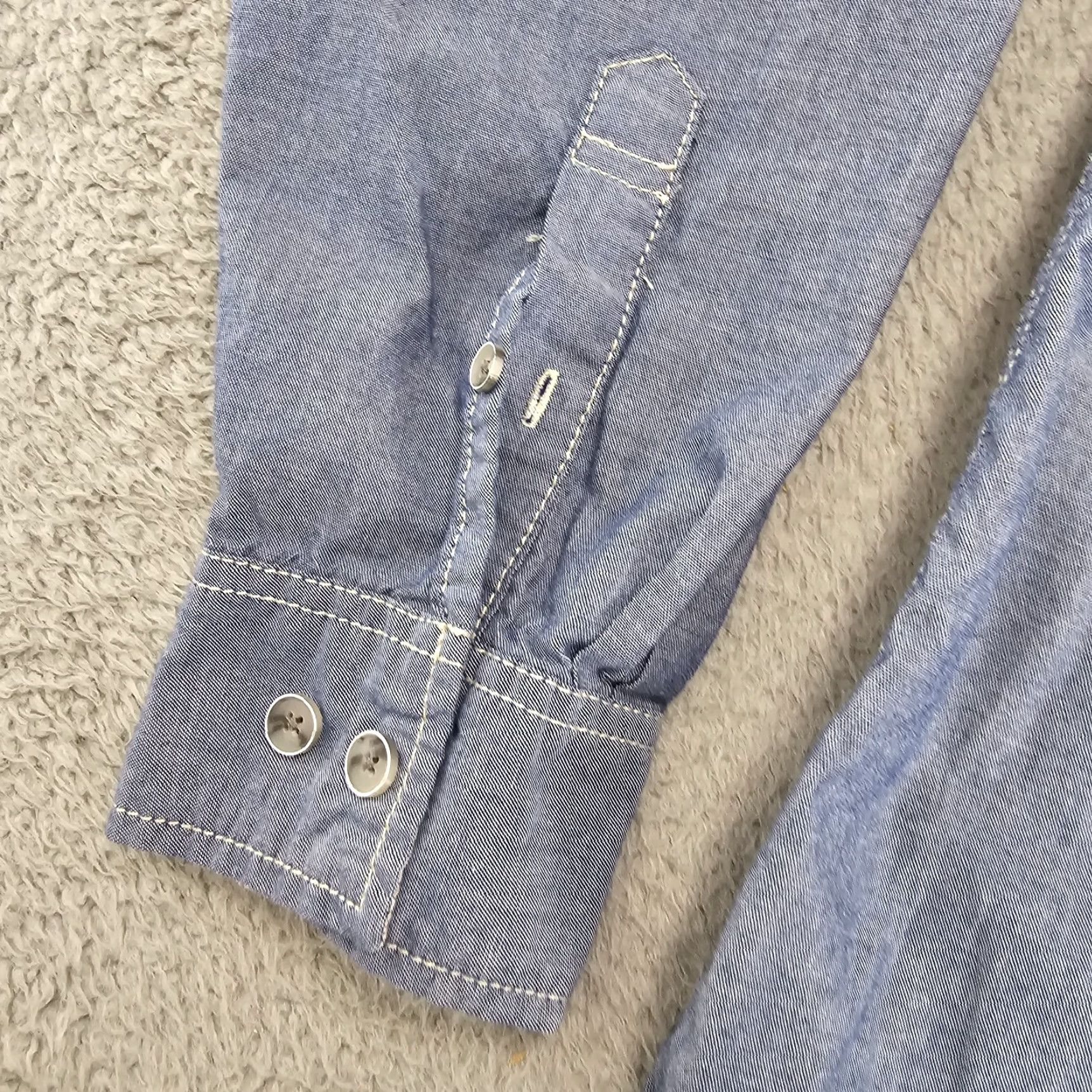 Weatherproof Weatherproof Shirt Mens XL Blue Light Wash Denim Chambray Button-Up Casual Workwear 90s? Size US XL / EU 56 / 4 - 5 Thumbnail