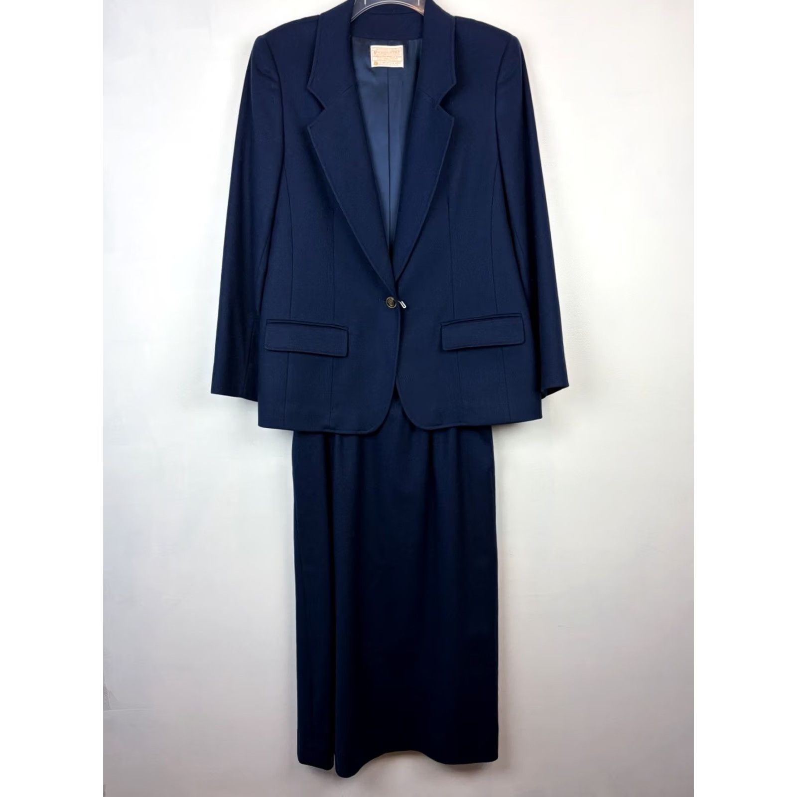 Pendleton VINTAGE Pendleton Wool Blazer Womens Skirt Suit Set Navy Blue Made USA Academia Jacket Skirt 2 Piece Wool 100% Plaid Size 36" / US 14 / IT 50 - 2 Thumbnail