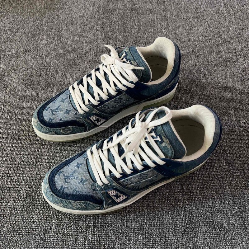 Louis Vuitton Louis Vuitton Denim Low-Top Fashion Sneakers 0089 Size US 8 / EU 41 - 1 Thumbnail